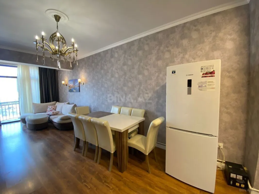 Kirayə verilir 2 otaqlı mənzil 65 m²