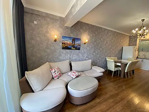 Kirayə verilir 2 otaqlı mənzil 65 m²