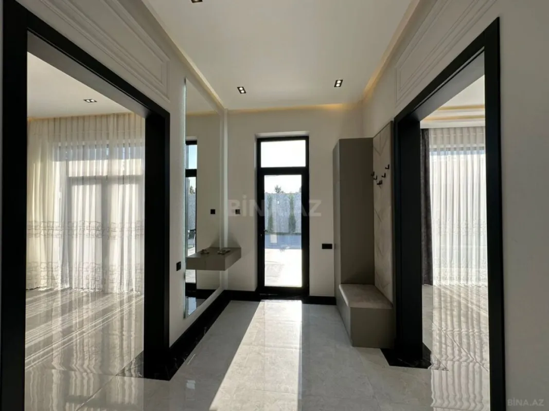 Satılır 4 otaqlı həyət evi 200 m²