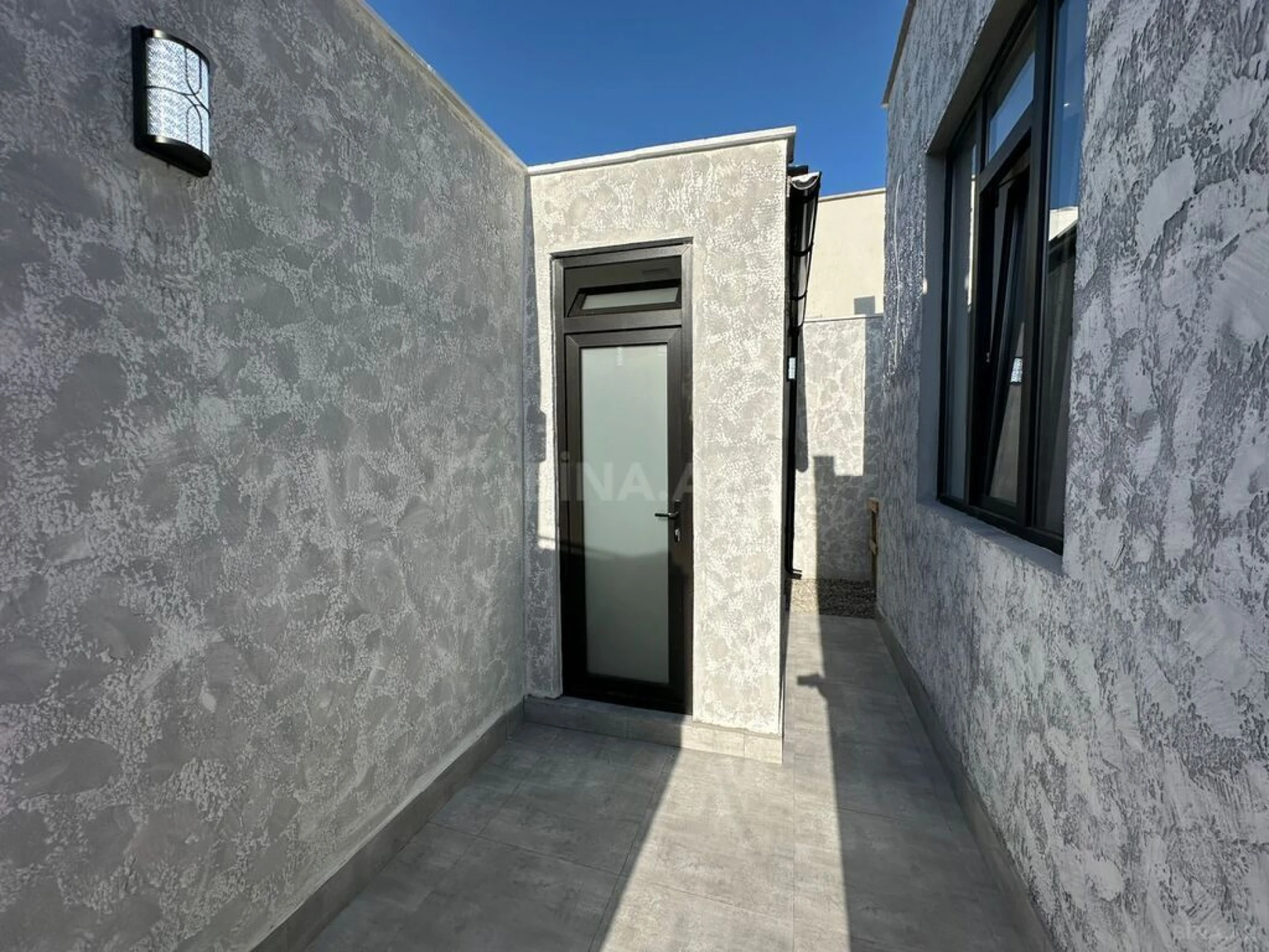 Satılır 4 otaqlı həyət evi 200 m²