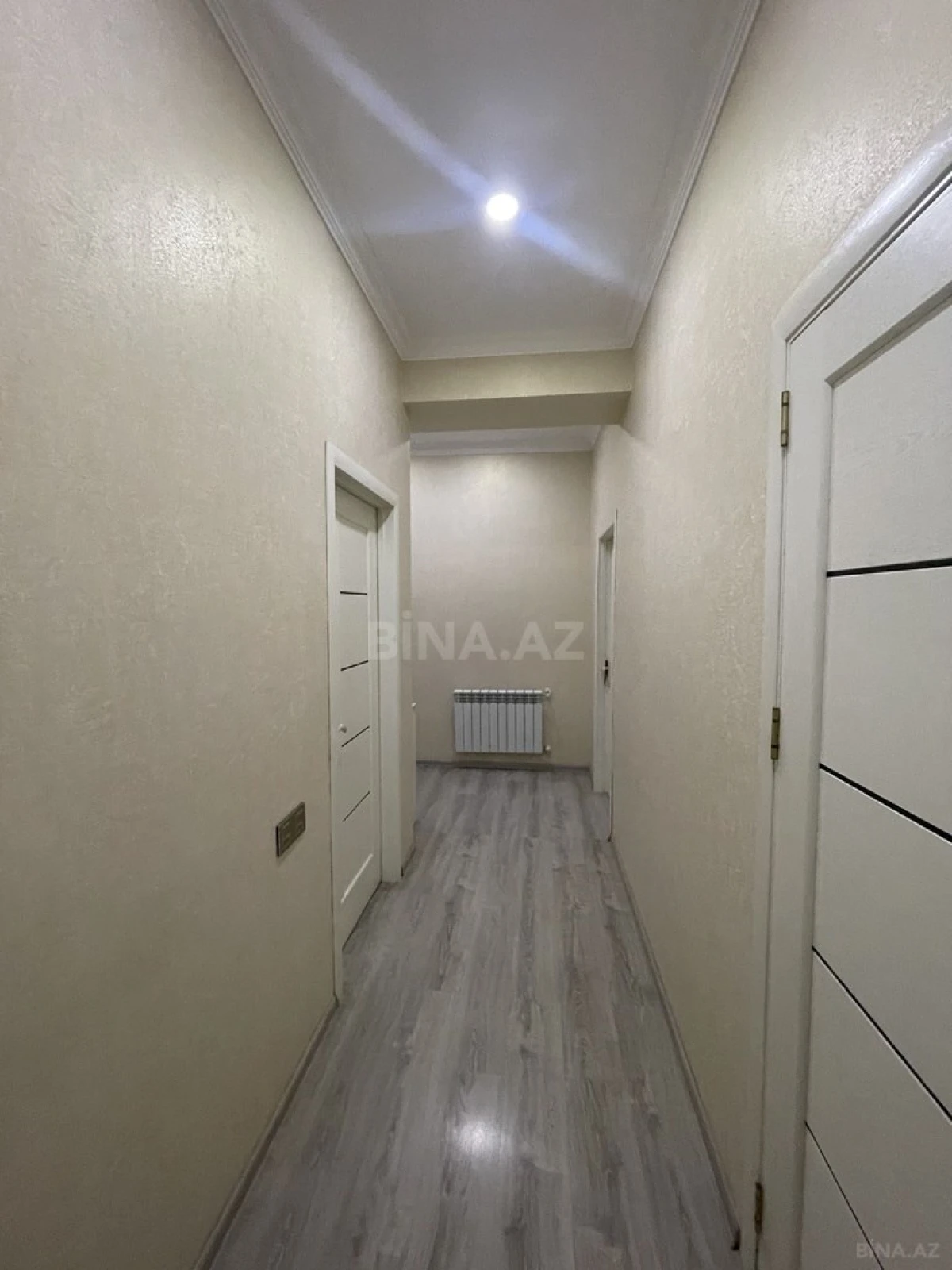 Satılır 2 otaqlı mənzil 61.9 m²