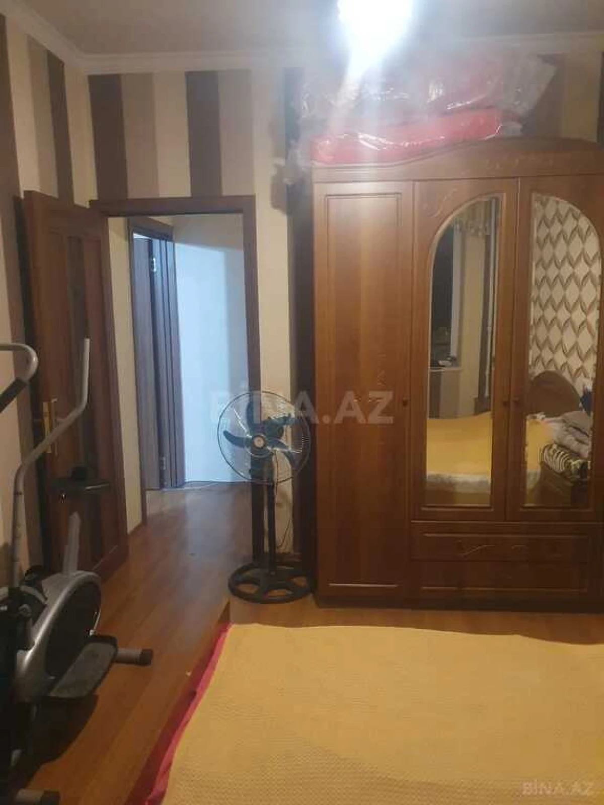 Satılır 2 otaqlı mənzil 65 m²