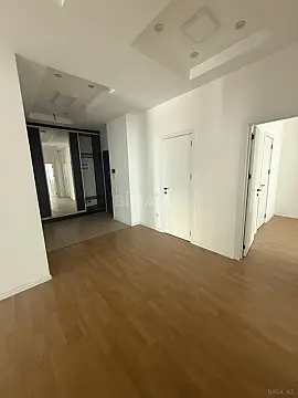 Satılır 4 otaqlı mənzil 213 m²