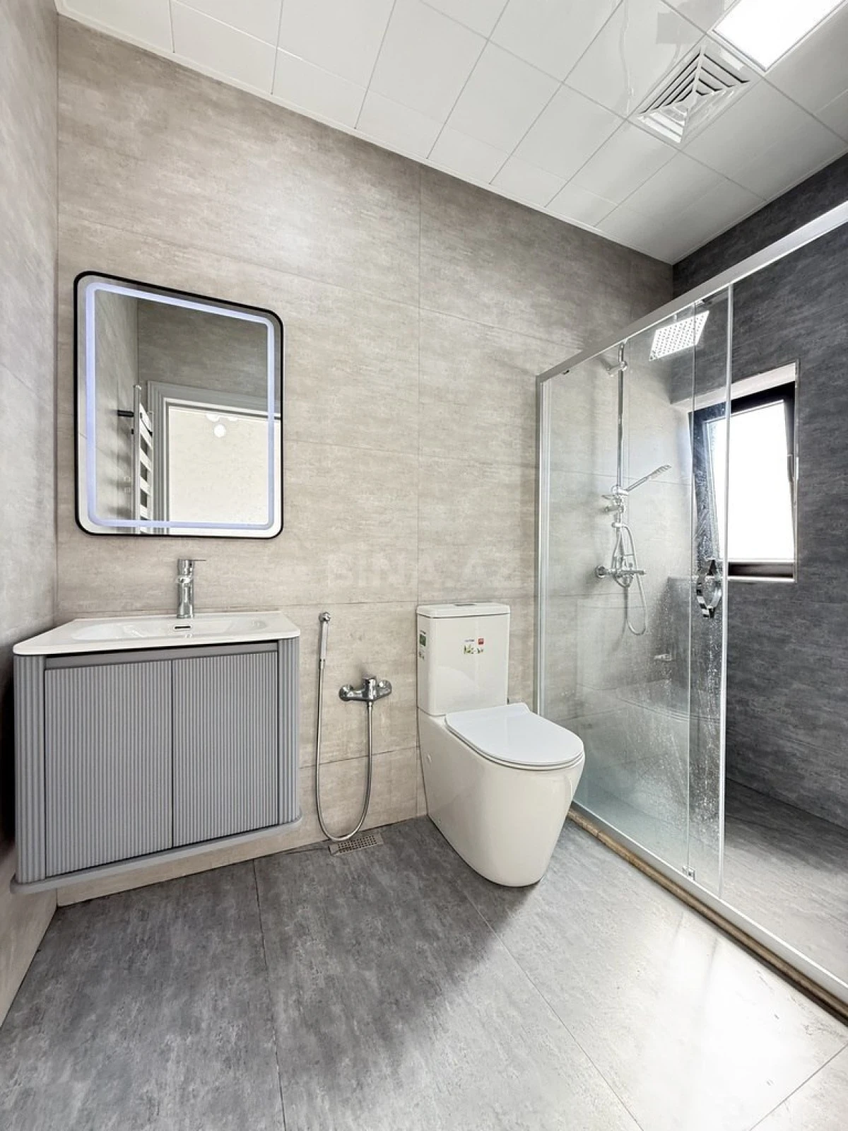 Satılır 4 otaqlı həyət evi 150 m²