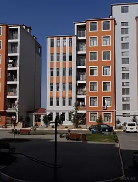 Satılır 3 otaqlı mənzil 122 m²