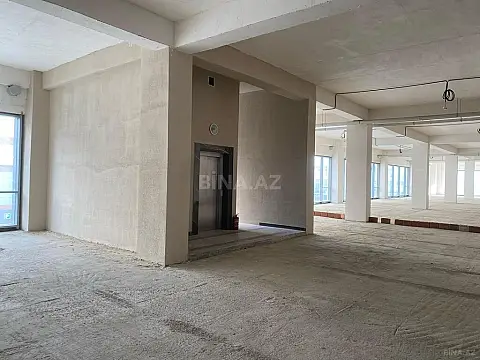 Satılır obyekt 670 m²