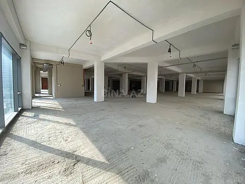 Satılır obyekt 670 m²