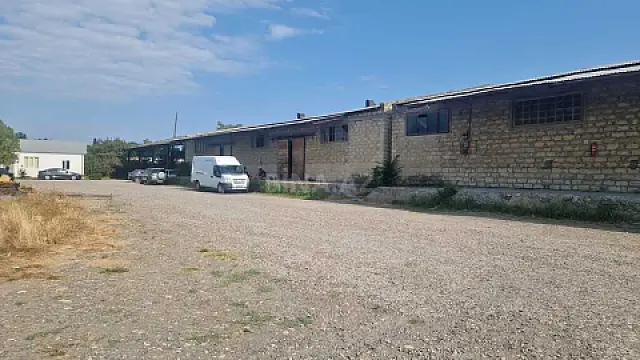 Satılır obyekt 1729 m²