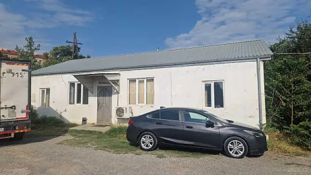 Satılır obyekt 1729 m²