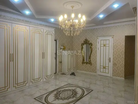 Satılır 3 otaqlı mənzil 187 m²