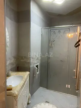 Satılır 3 otaqlı mənzil 187 m²