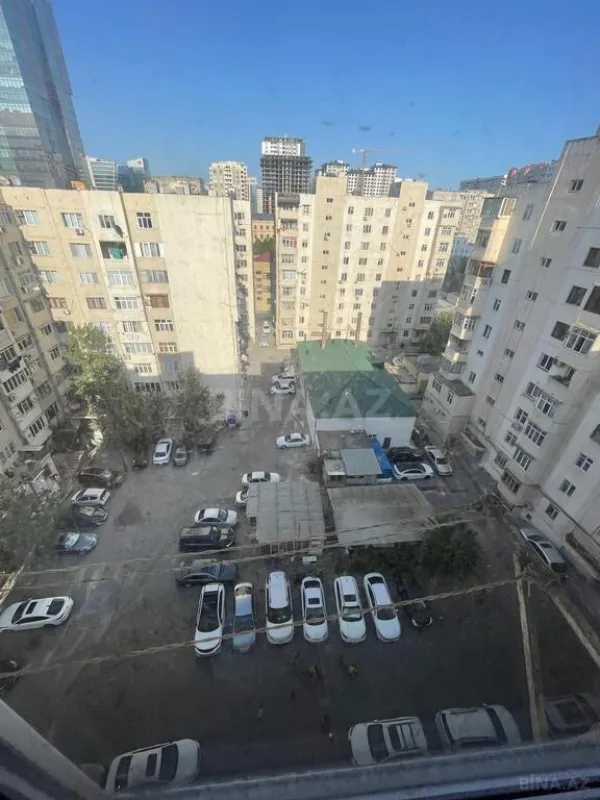 Satılır 2 otaqlı mənzil 65 m²