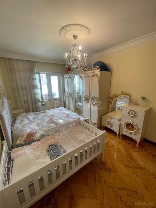 Satılır 2 otaqlı mənzil 65 m²