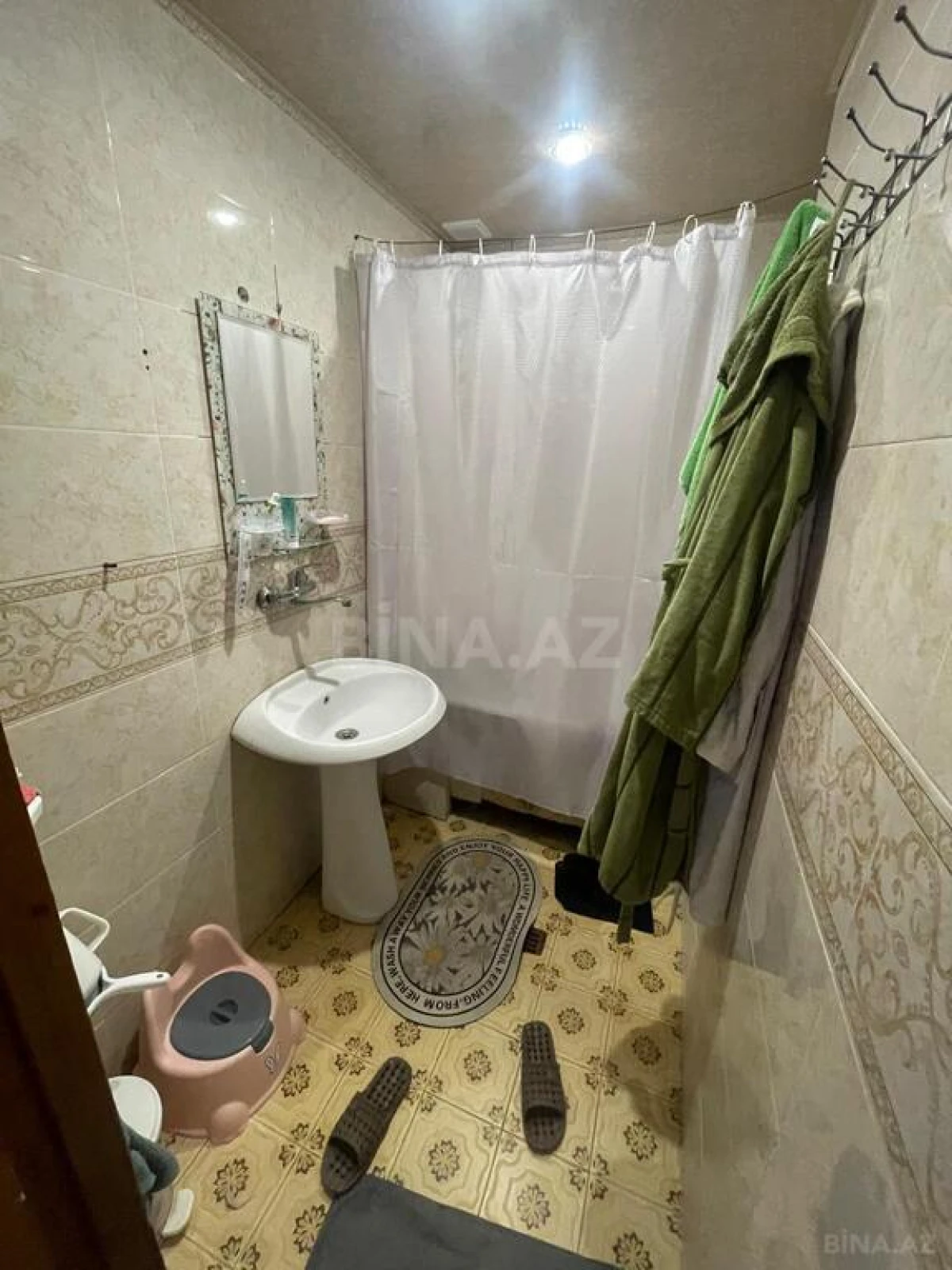 Satılır 2 otaqlı mənzil 65 m²