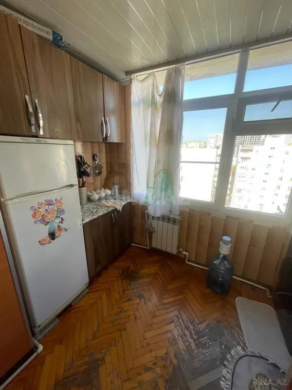 Satılır 2 otaqlı mənzil 65 m²