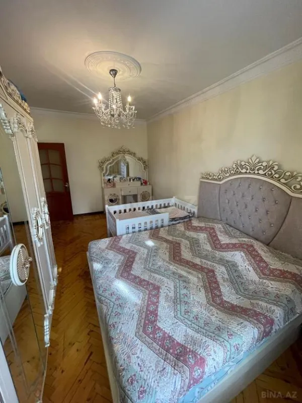 Satılır 2 otaqlı mənzil 65 m²