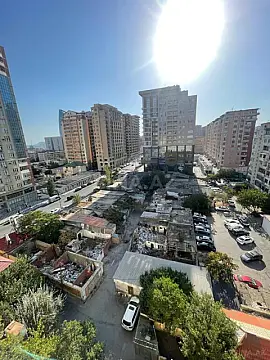 Satılır 2 otaqlı mənzil 65 m²