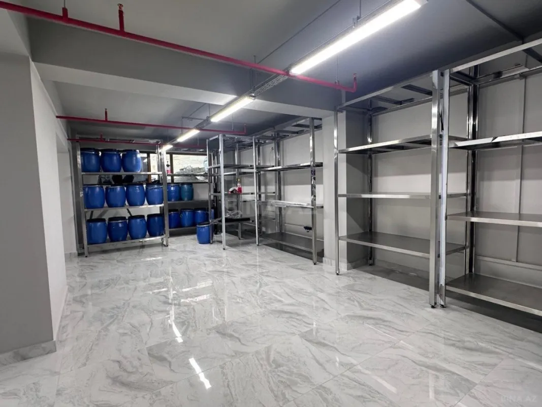 Satılır obyekt 315 m²