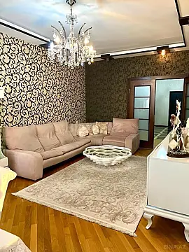 Satılır 3 otaqlı mənzil 120 m² — Bakı, İnşaatçılar 3 otaq 120.00 m²