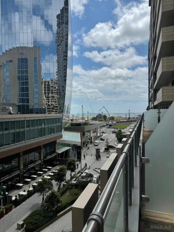 Kirayə verilir 2 otaqlı mənzil 90 m²