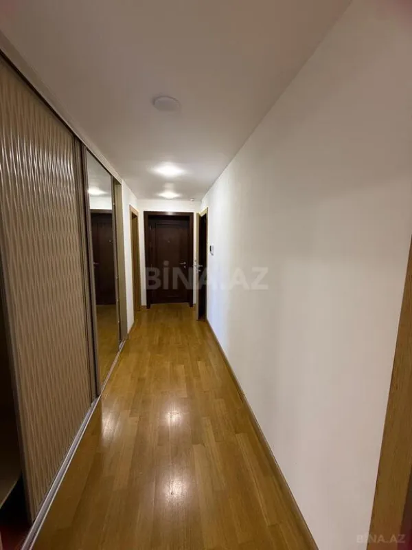 Kirayə verilir 2 otaqlı mənzil 90 m²