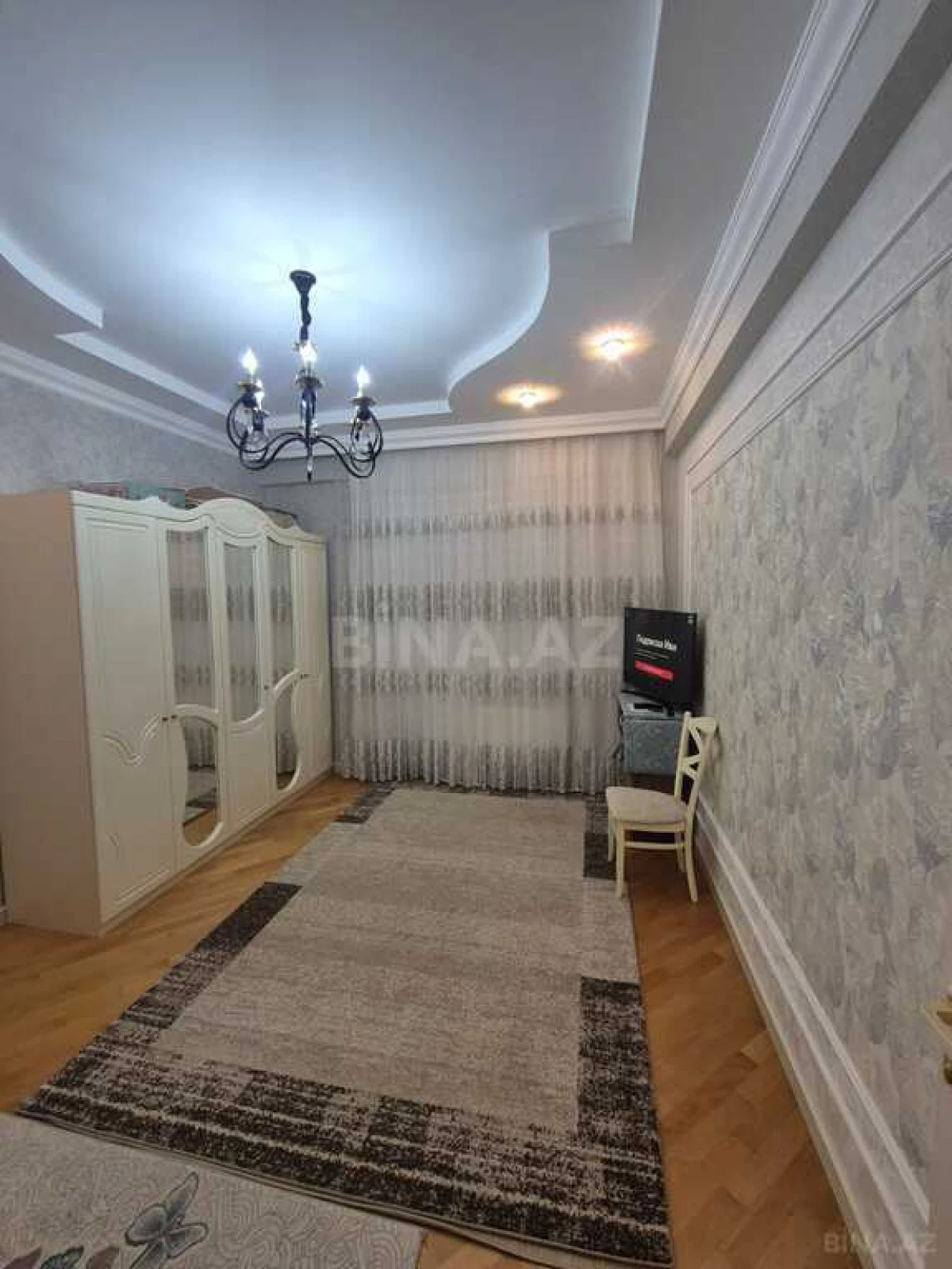 Satılır 3 otaqlı mənzil 97 m²