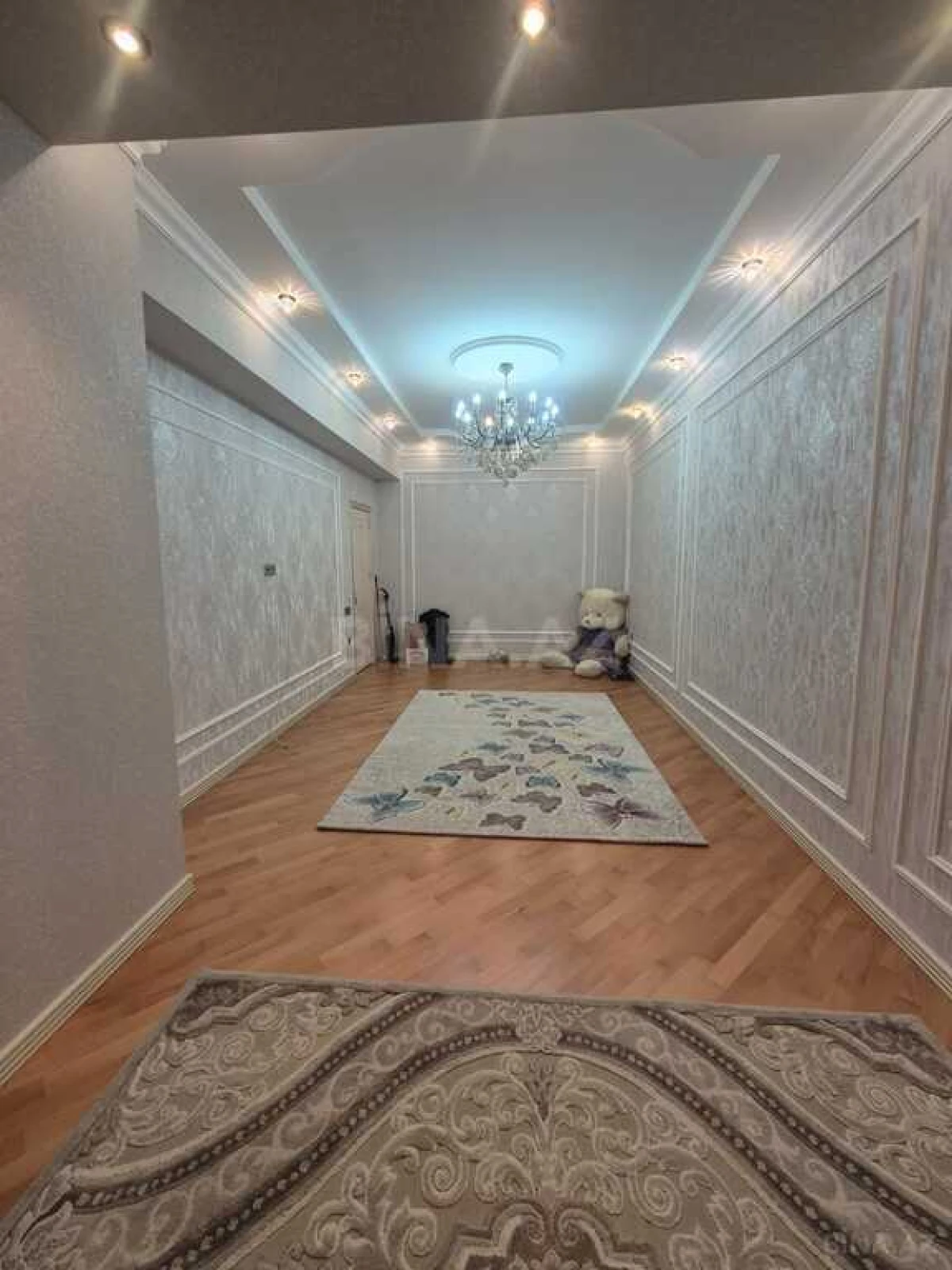 Satılır 3 otaqlı mənzil 97 m²