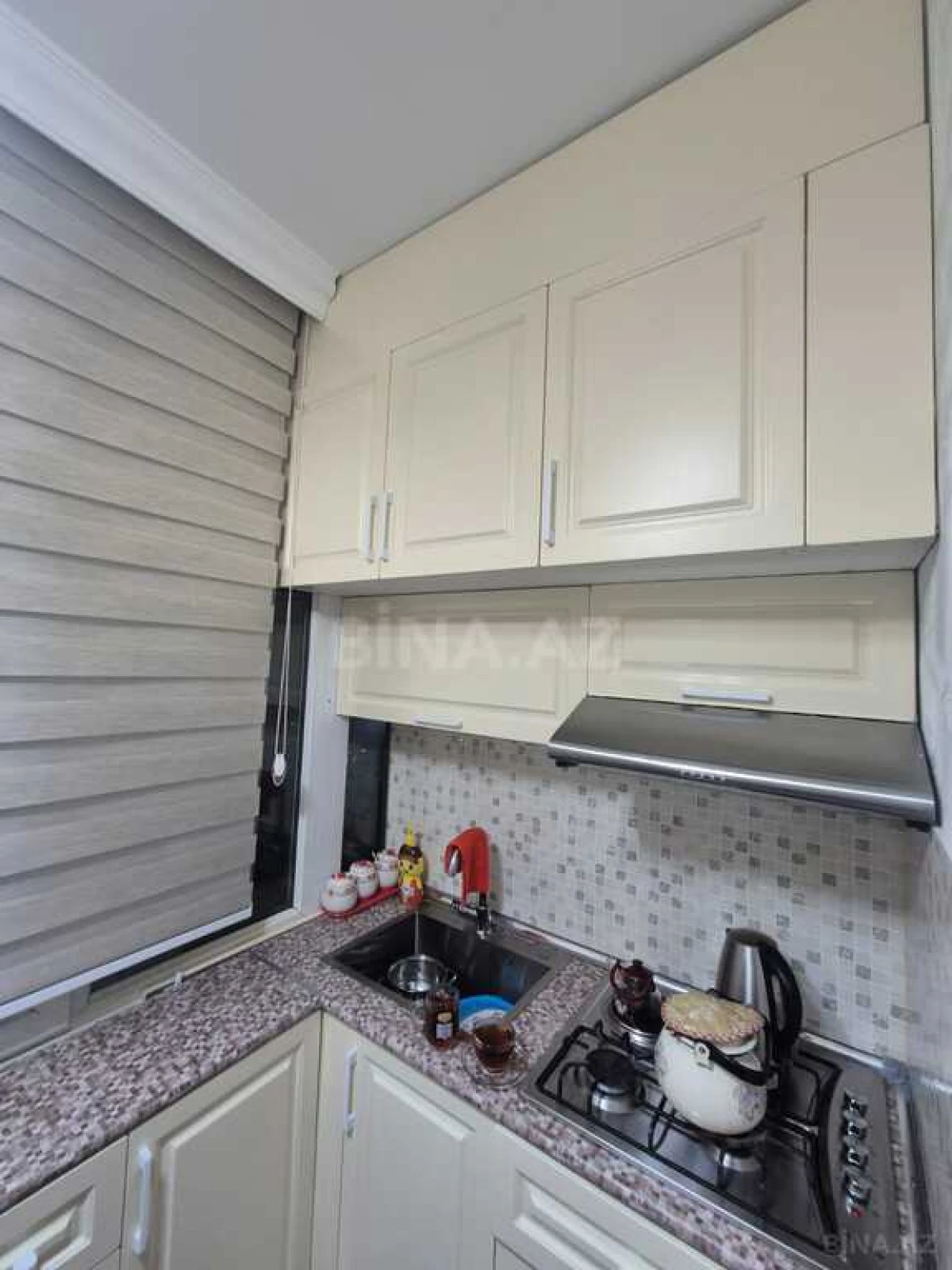 Satılır 3 otaqlı mənzil 97 m²