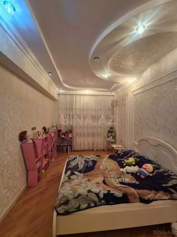 Satılır 3 otaqlı mənzil 97 m²