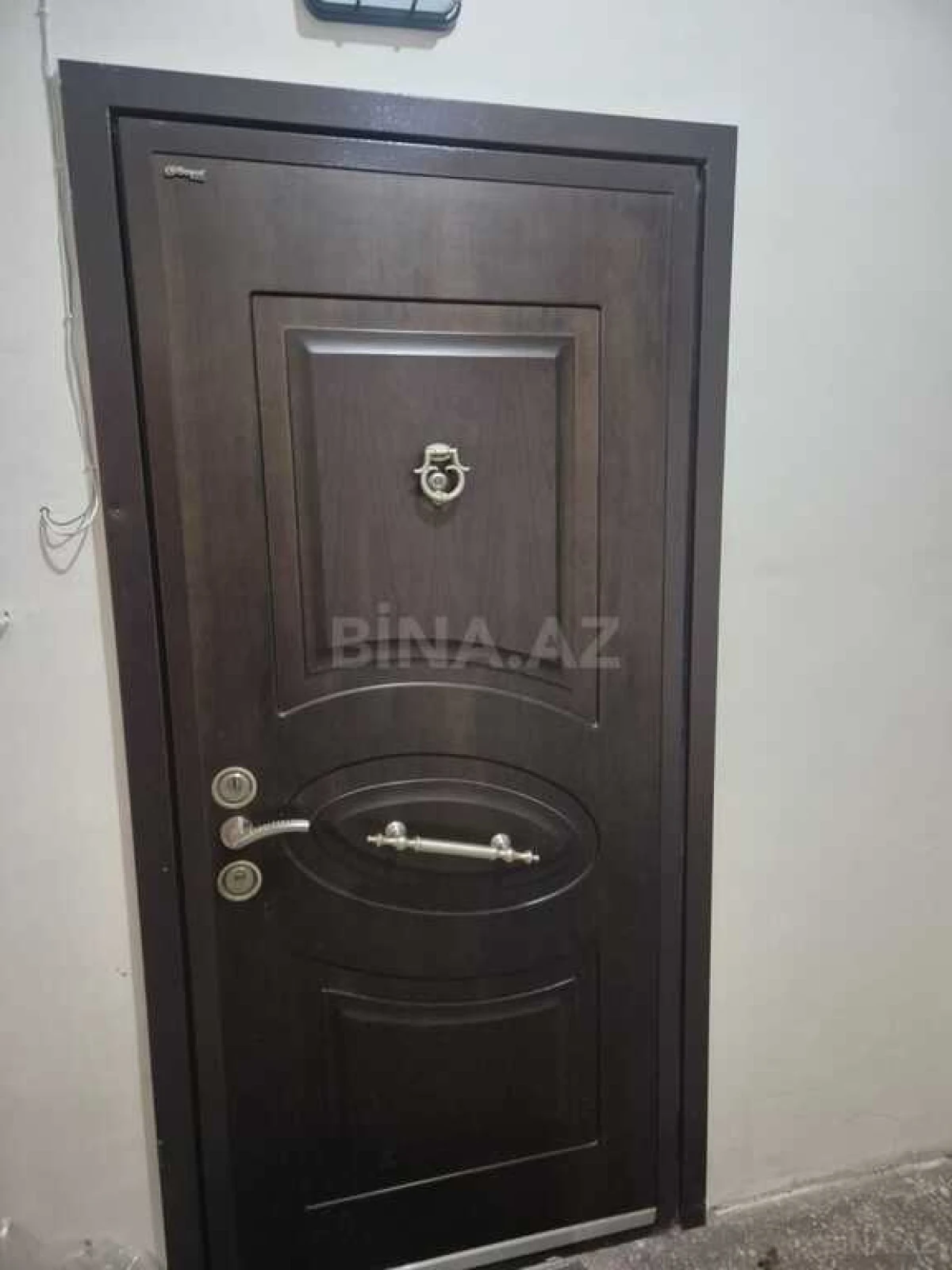 Satılır 3 otaqlı mənzil 97 m²