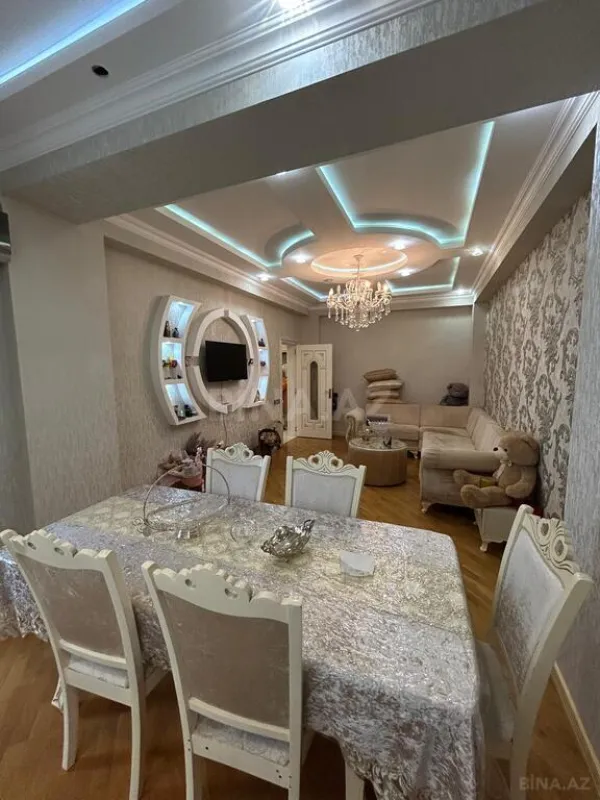 Satılır 2 otaqlı mənzil 70 m²