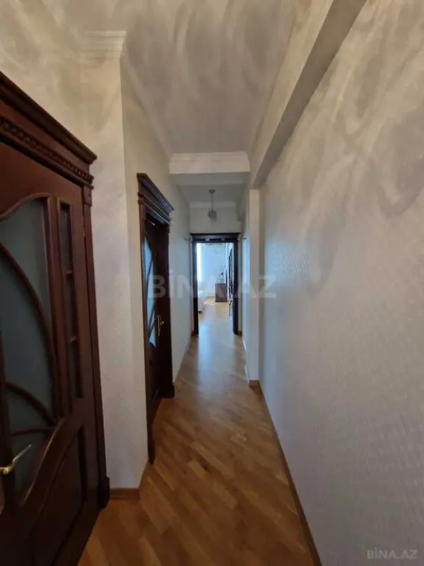 Satılır 3 otaqlı mənzil 103 m²