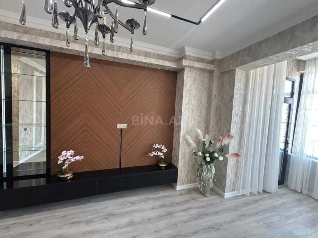 Satılır 2 otaqlı mənzil 58 m²
