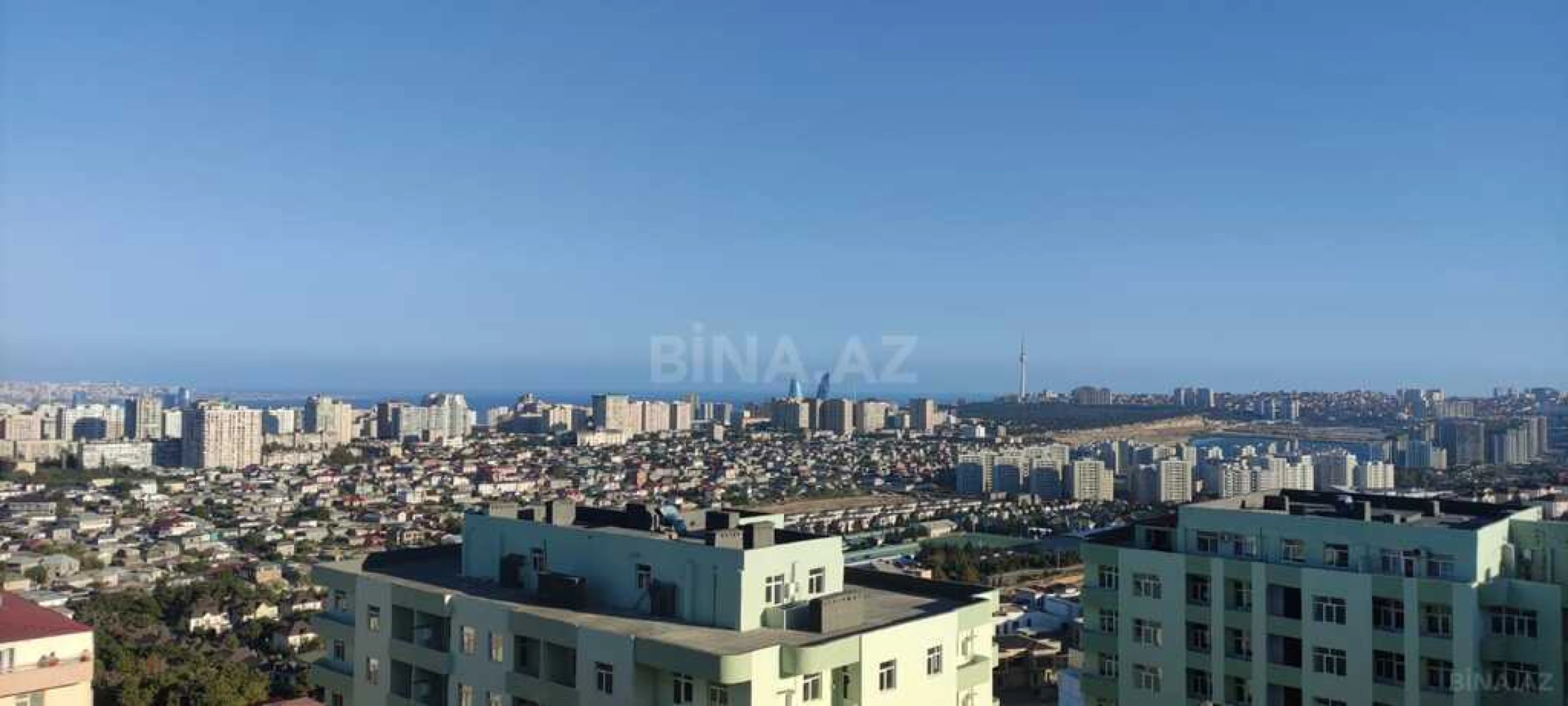 Satılır 4 otaqlı mənzil 128 m²