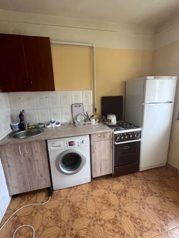 Kirayə verilir 3 otaqlı mənzil 75 m²