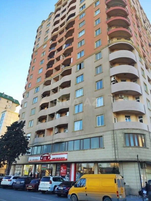 Satılır 2 otaqlı mənzil 103 m²