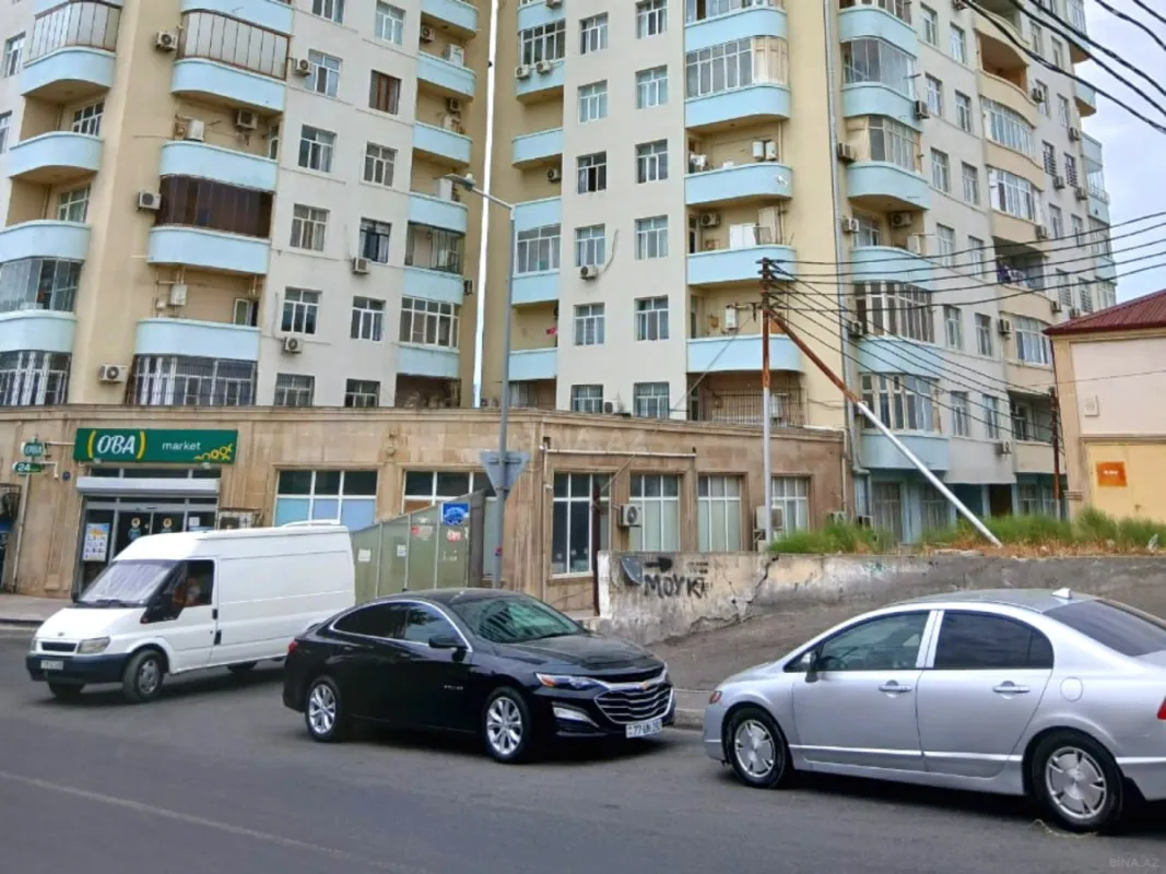 Satılır 3 otaqlı mənzil 115 m²