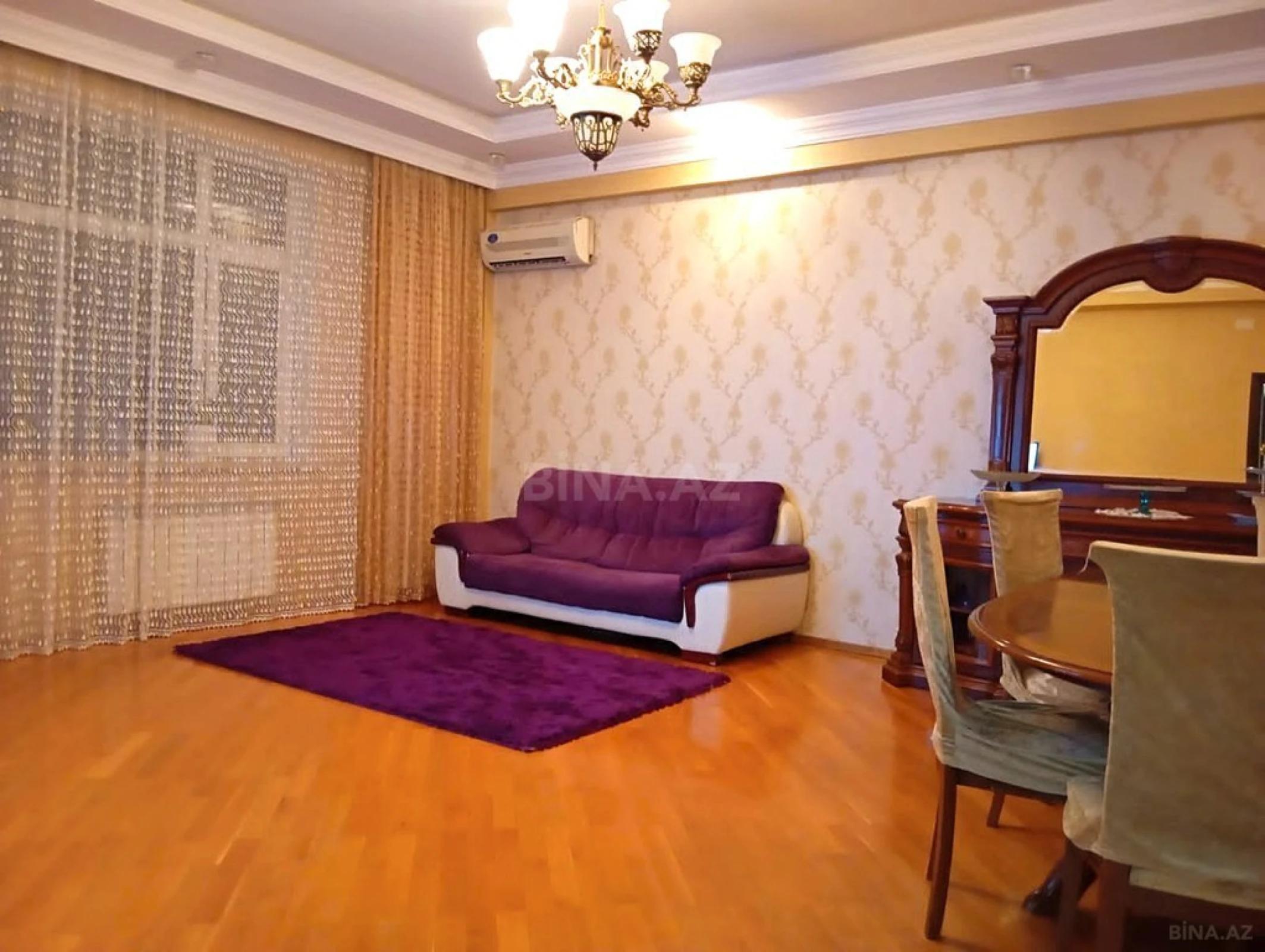 Satılır 3 otaqlı mənzil 115 m²