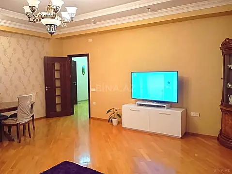 Satılır 3 otaqlı mənzil 115 m²