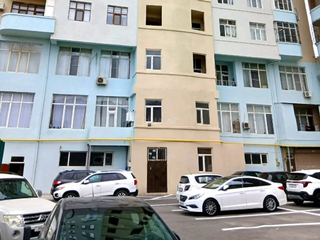 Satılır 3 otaqlı mənzil 115 m²
