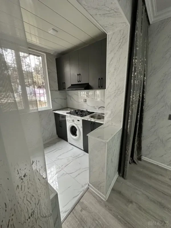 Kirayə verilir 2 otaqlı mənzil 40 m²