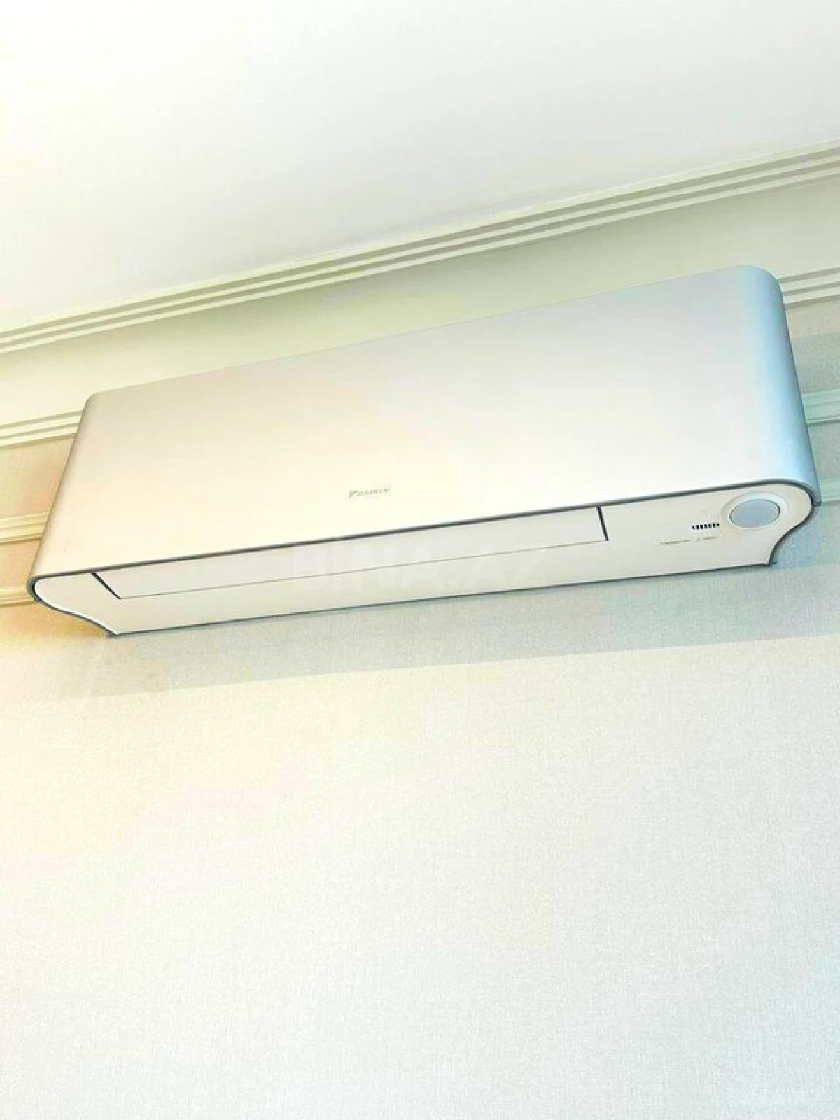 Satılır 3 otaqlı mənzil 193 m²