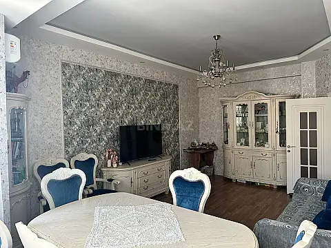 Satılır 2 otaqlı mənzil 70 m²