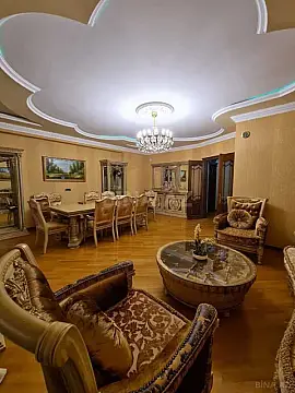 Kirayə verilir 5 otaqlı mənzil 240 m² — Bakı 5 otaq 240.00 m²