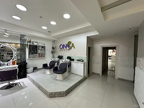 Satılır obyekt 200 m²