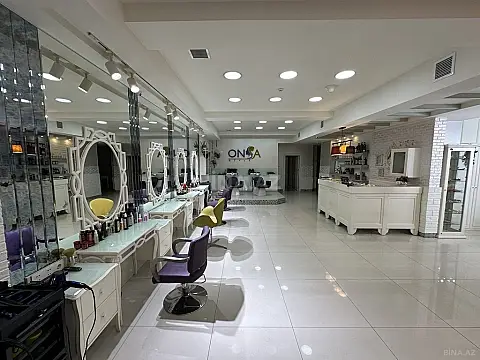 Satılır obyekt 200 m²