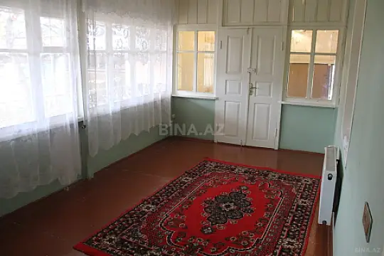 Kirayə verilir 2 otaqlı həyət evi 52 m²