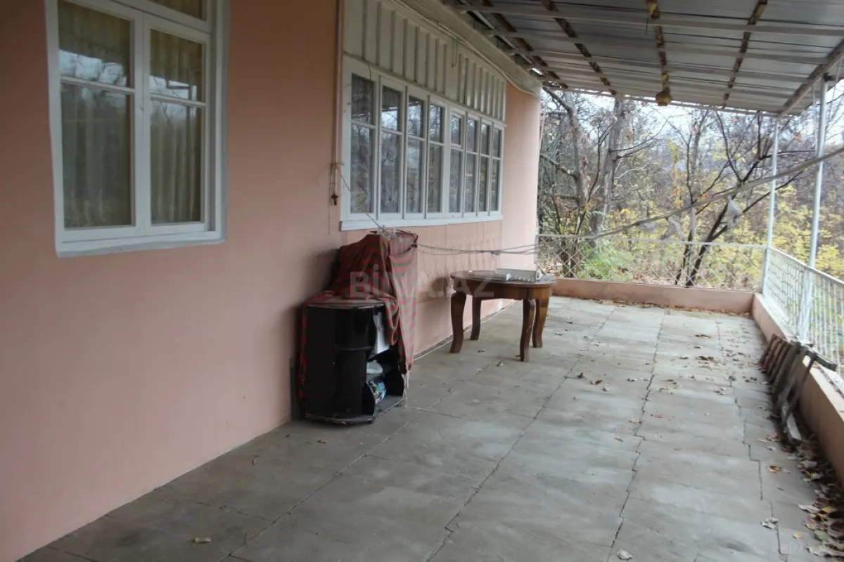 Kirayə verilir 2 otaqlı həyət evi 52 m²
