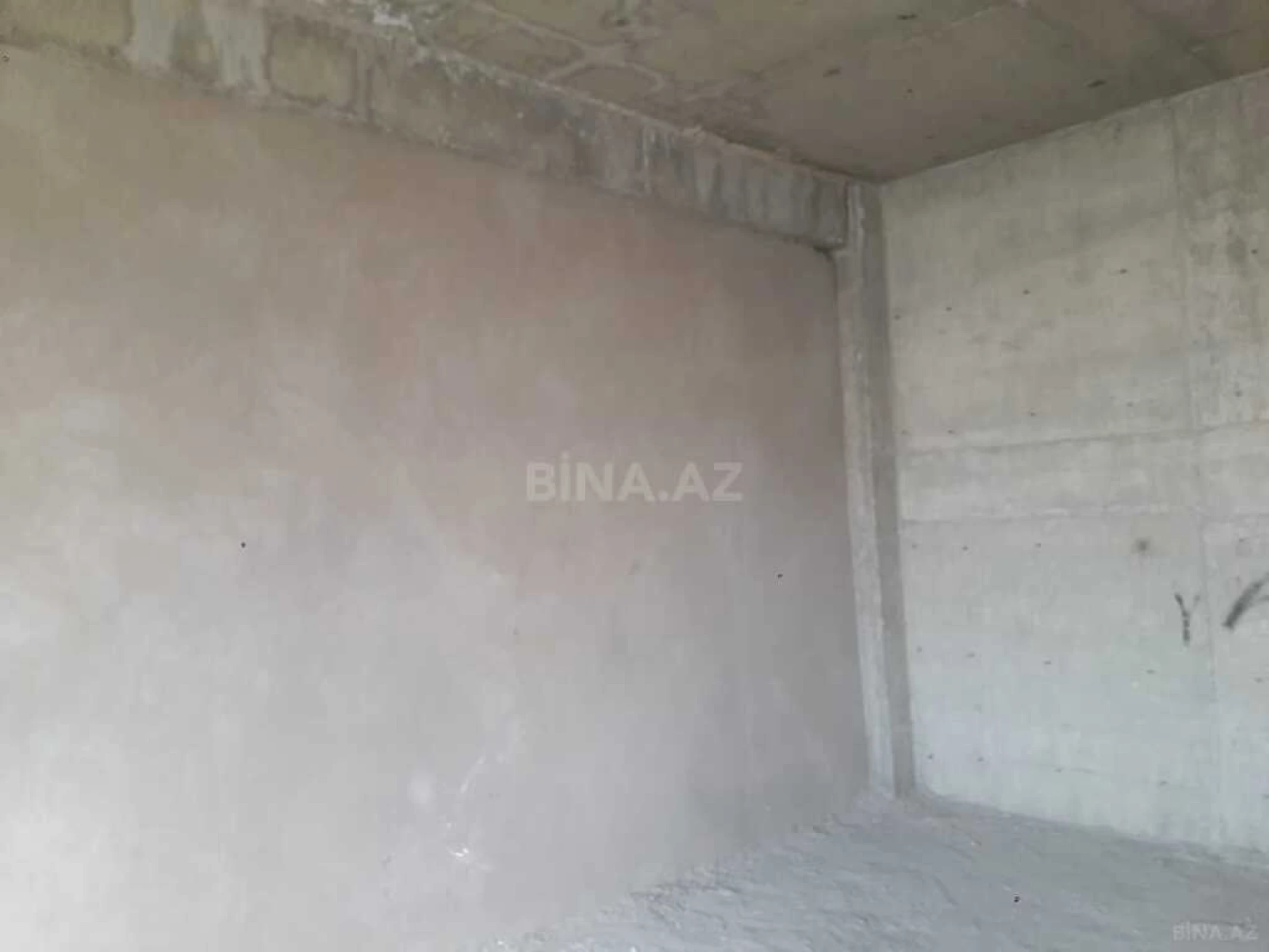 Satılır 3 otaqlı mənzil 189 m²
