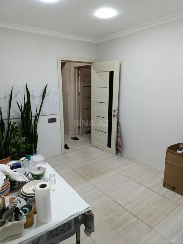 Satılır 4 otaqlı mənzil 105 m²